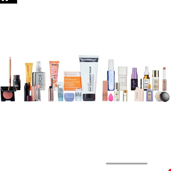 SEPHORA🎄25 FAVORITES ADVENT CALENDAR 2024 Days of Beauty Must Haves Gift Set - Picture 7 of 15